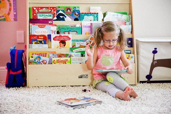 The Best Non Toxic Front Facing Bookshelf On the Market